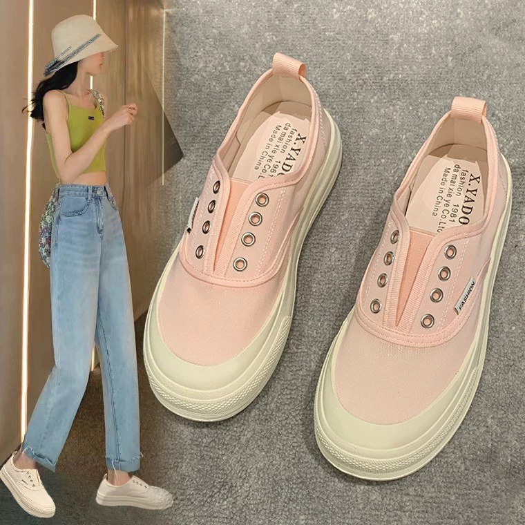 Весенне-летние 2025 новые корейские стильные плоские туфли для студенток, универсальные дышащие слипоны из холста