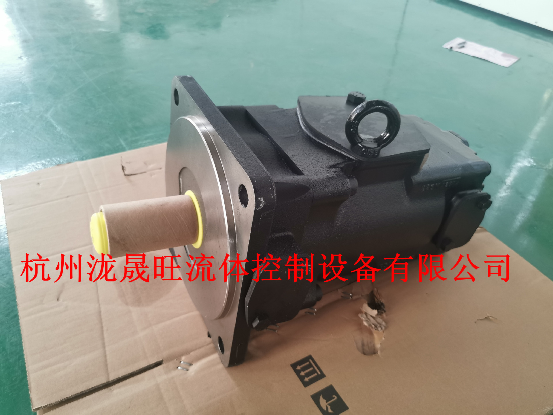 特价供应(派克)Parker法国产叶片泵T6EES-066-050-5R01-A10-M0