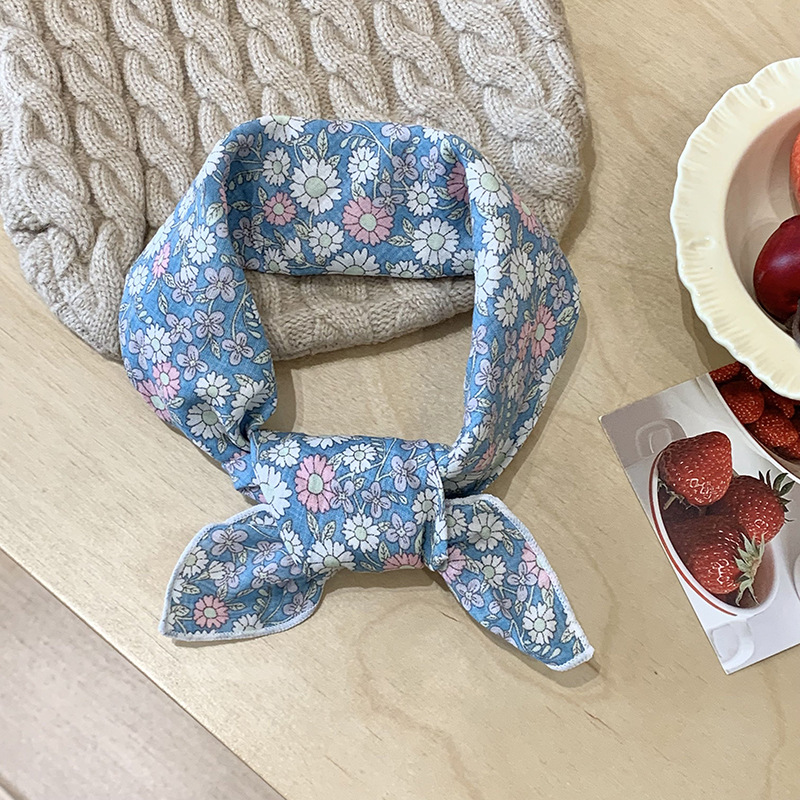 Bufandas de seda de algodón y lino correa de cabello pequeña toalla cuadrada para mujeres primavera y otoño nueva moda coreana bufandas calientes de cuello bufandas