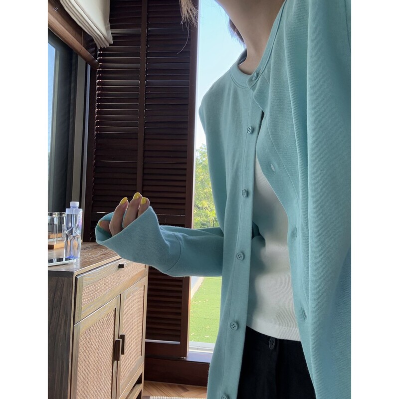 Ice Blue'Brightening Liquid' Round-Neck Air-Conditioned Snowflake Cotton Knit Sweater, Loose and Thin Style for Women # 5331J Ice Blue'Brightening Liquid' Round-Neck Air-Conditioned Snowflake Cotton Knit Sweater, Loose and Thin Style for Women # 5331J
