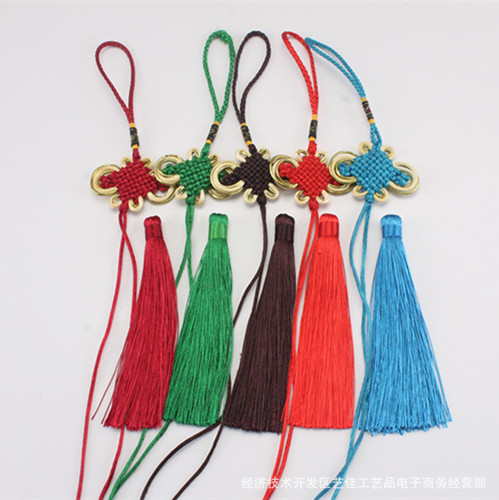 Manufacturer wholesale small Chinese knot pendant tassels eight plates gold edge Chinese knot bow car pendant