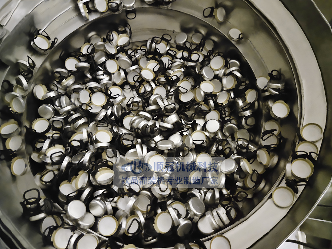 玻璃瓶灌装机 啤酒灌装生产线 玻璃瓶含气饮料灌装机