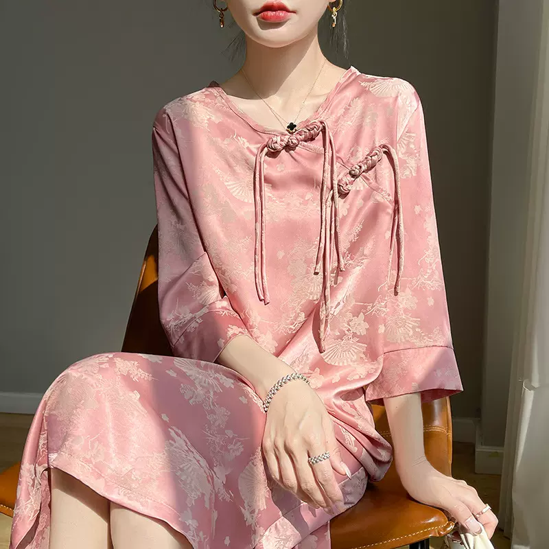 新中式醋酸缎面旗袍裙女2026设计感复古盘扣国风七分袖连衣裙