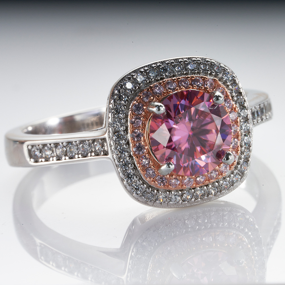 Un anillo de plata de 925 anillo de mujer chapado en platino PT950 1 quilates anillo de piedra de moissanita anillo de moda