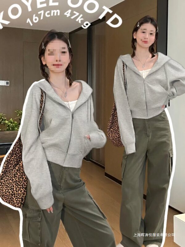 Gray Short Hooded Sweatshirt Zipper Jacket Women's Autumn Slim Fit Cardigan Thin Top Early Autumn Wear