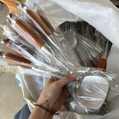 ステンレスのシャベルの花梨の木の柄の家庭用シャベルの料理の台所の小さいサイズのシャベルの台所のシャベルの料理の料理の台所用品