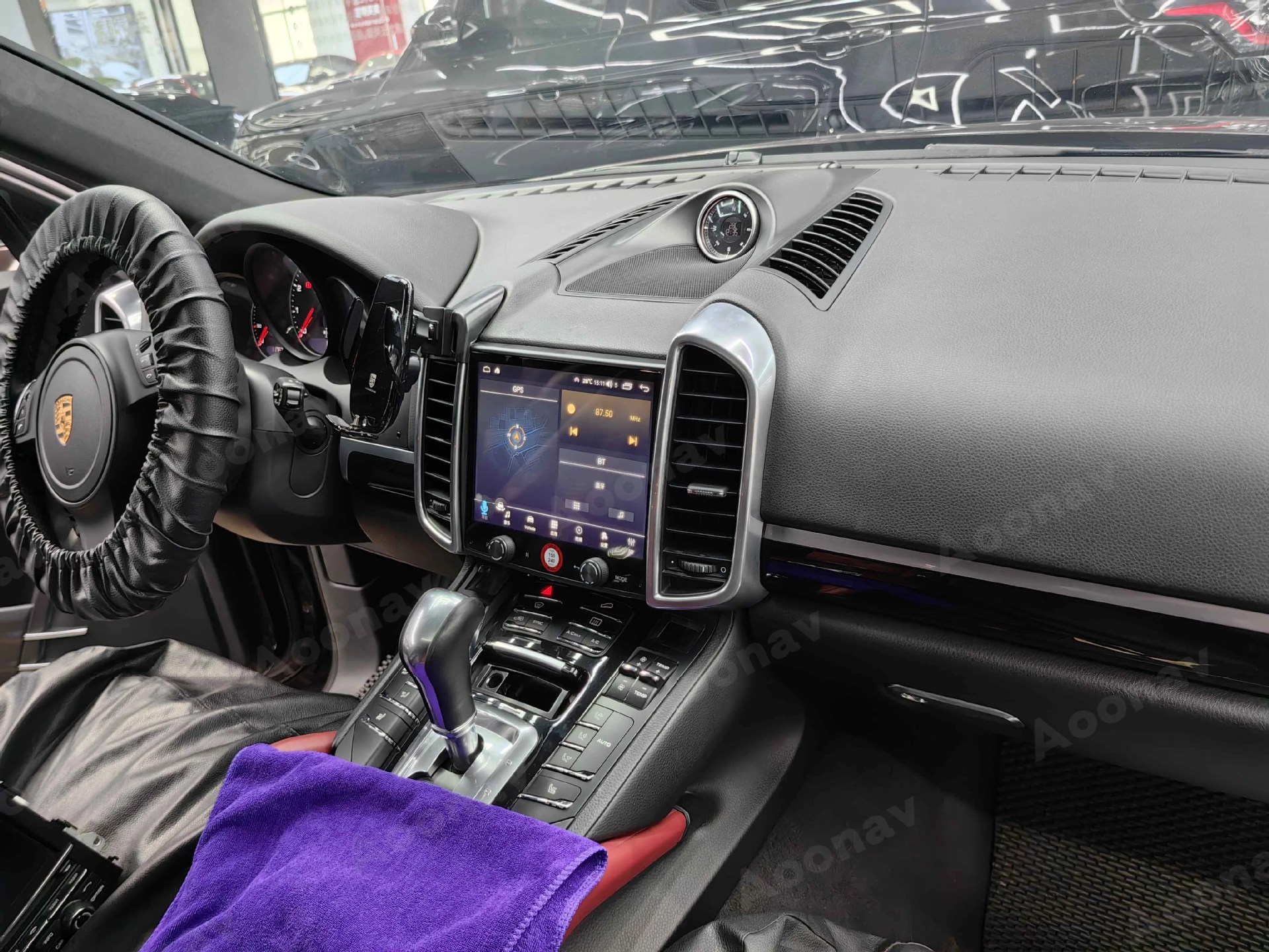 Suitable for Porsche Cayenne Original Car Style 2010-2017 Navigation Modified Car Wireless Carplay