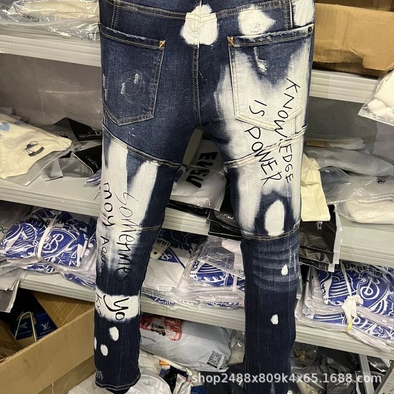 Zhongshan high-end version of ripped jeans with no small holes, Guangzhou splash-ink slim-fit d2, in-stock luxury pants, 26 summer pants Zhongshan high-end version of ripped jeans with no small holes, Guangzhou splash-ink slim-fit d2, in-stock luxury pants, 26 summer pants