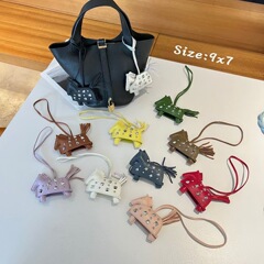 新しい工場直販人気の第一層シープスキン多用途バッグ通勤ハンドバッグペンダントかわいい