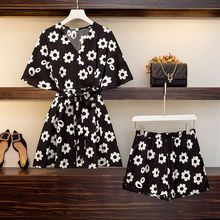 �Q���B��ȹ���b�¿�Ů�ăɼ��וr����������aŮ�b��ѝ���b