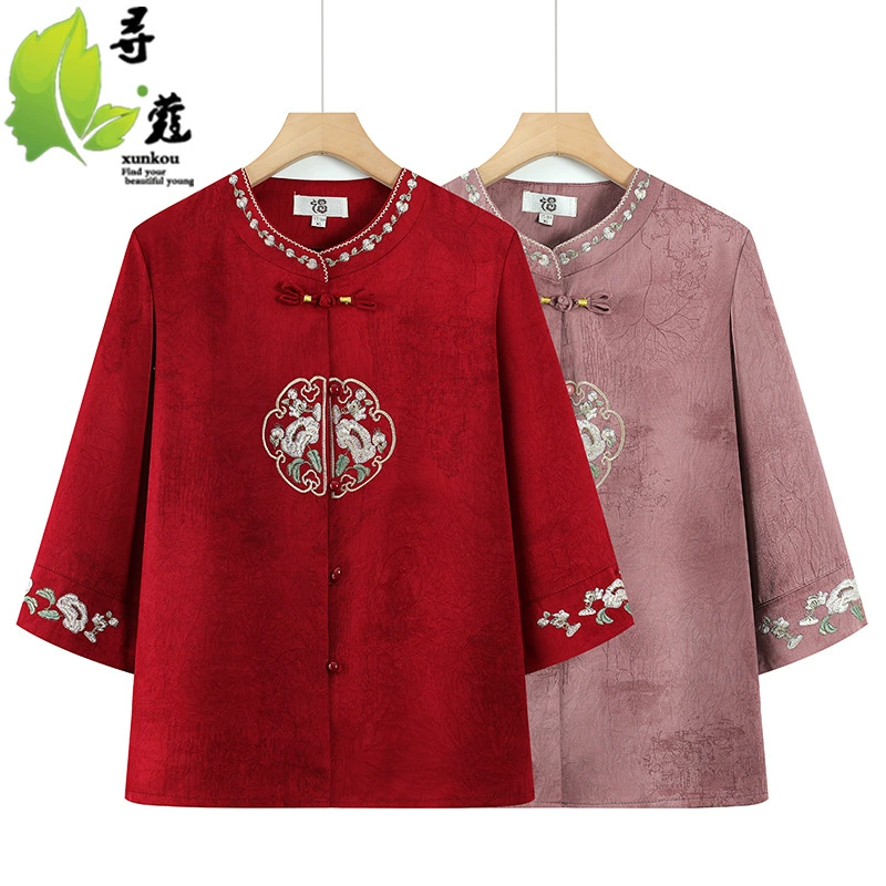 Новая летняя одежда для бабушек для женщин, женская одежда с вышивкой в ​​западном стиле, женская одежда в китайском стиле для пожилых людей, одежда для жены в китайском стиле большого размера.