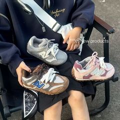 心爱足2025秋季新款复古N字拼色男童鞋休闲鞋网面透气女童德训鞋