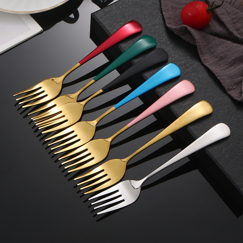 304 Internet de la celebridad cuchara de acero inoxidable cuchillo de vajilla, tenedor y cuchara Hotel Occidental cuchillo de carne postre cuchara redonda Tenedor logotipo imprimible