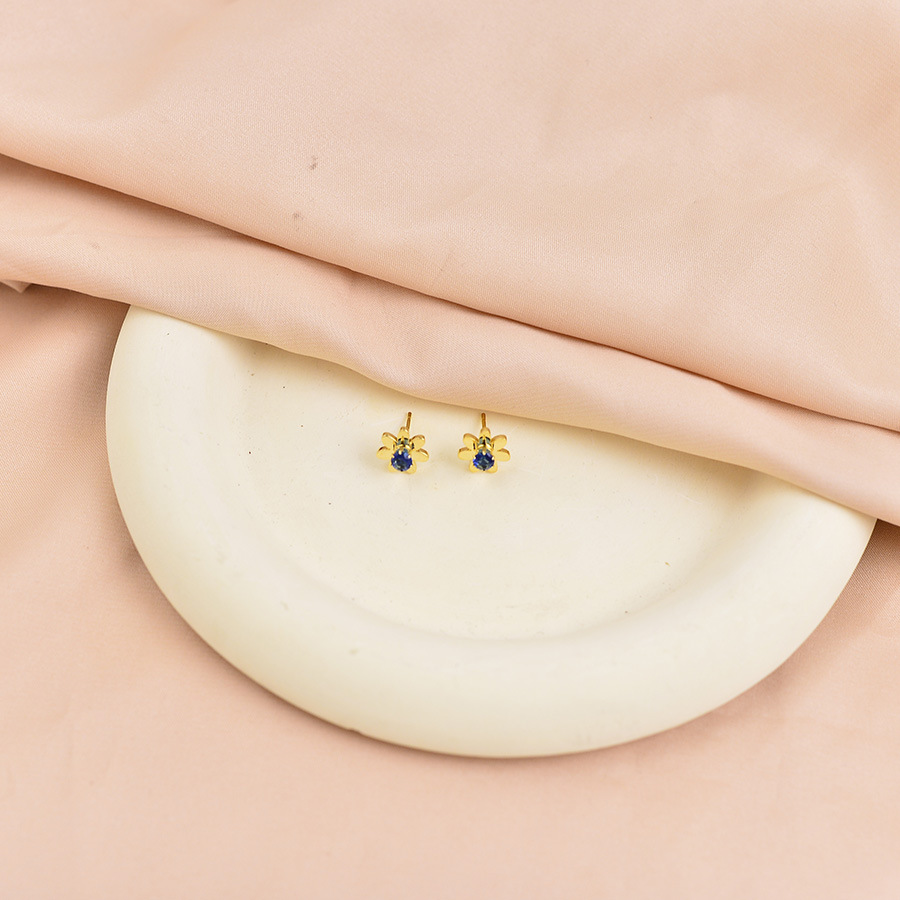 Pendientes de botón con perla y circonitas para mujer elegantes_voghion.com
