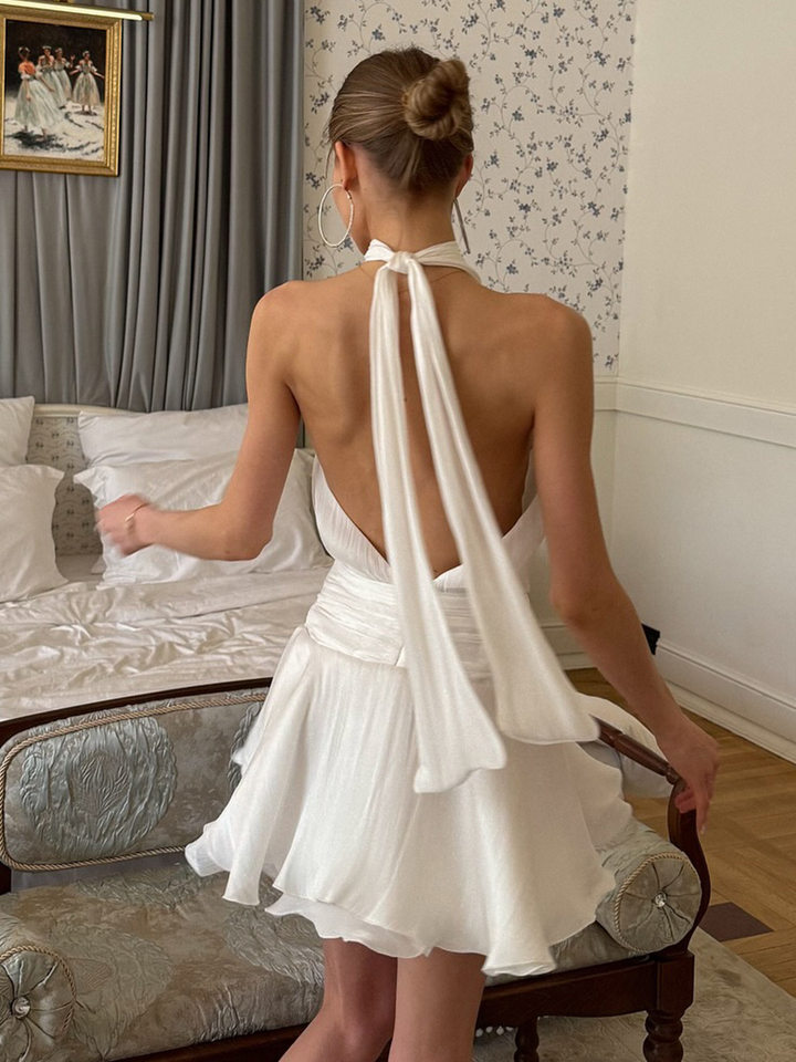 Đầm liền thân không tay cổ halter lưng trần buộc dây, dáng chữ A — Trắng
