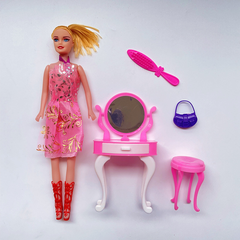 Venta al por mayor en bolsas tablero de tarjeta Yi Tian Barbie muñeca niña juguete tocador Mesa niños regalo puesto transfronterizo