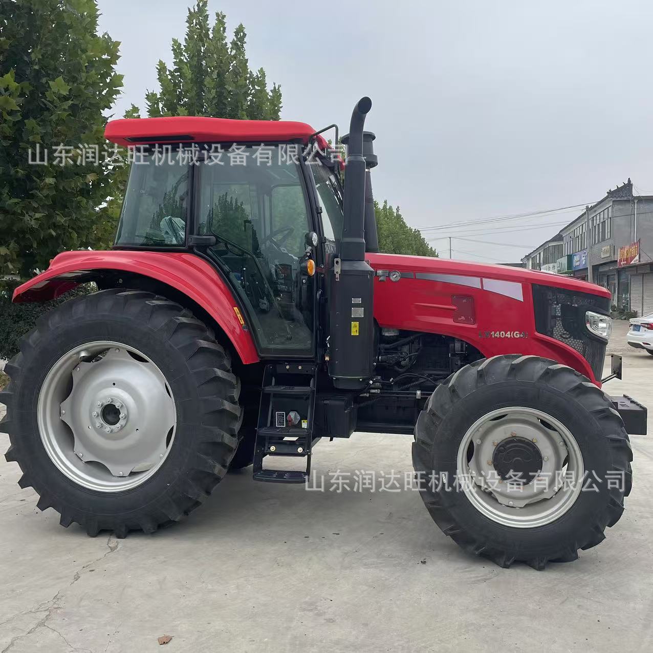 东方红LX1404柴油四轮拖拉机 去补销售高配农用140马力大型拖拉机