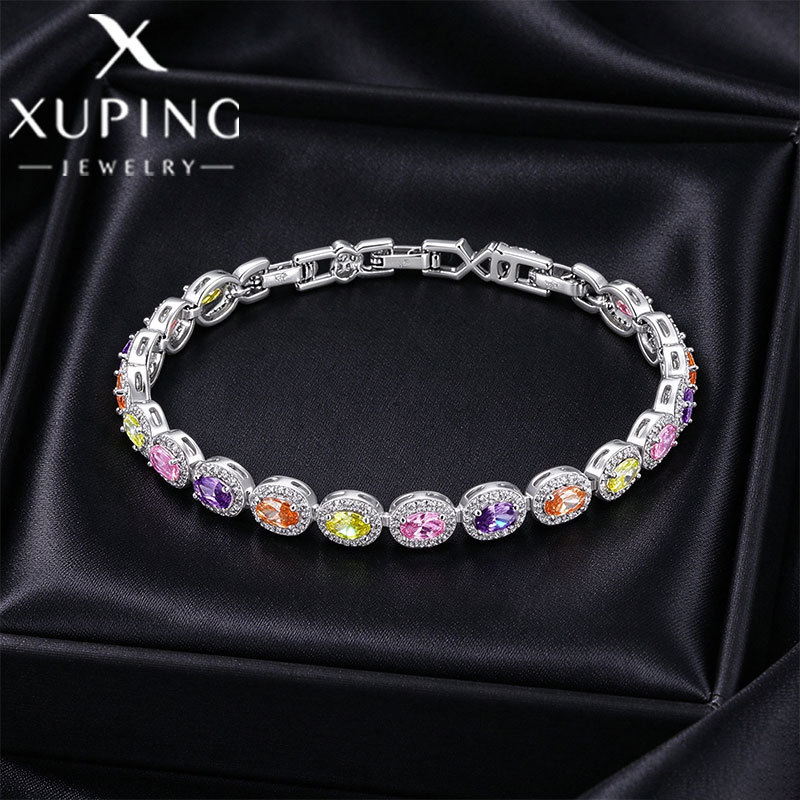 Pulsera Geométrica Circular con Dije de Cubo de Aleación de Cobre