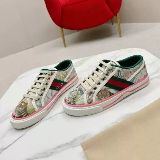Guangzhou g Brand 1977 Vintage Canvas Shoes New Model All-Season Couple's Flats Shallow Canvas Shoes Sizes 35~46