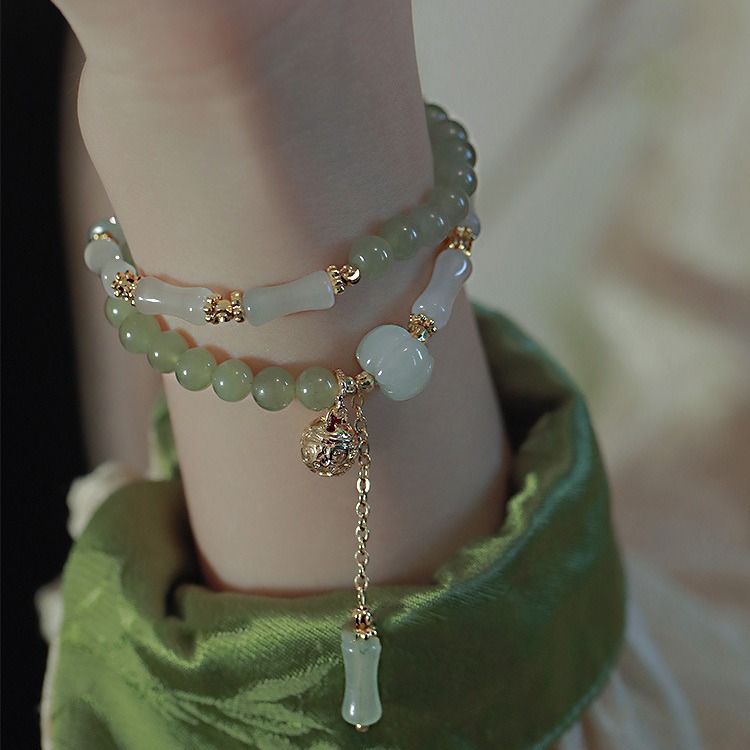 Organic beaded bracelet jade