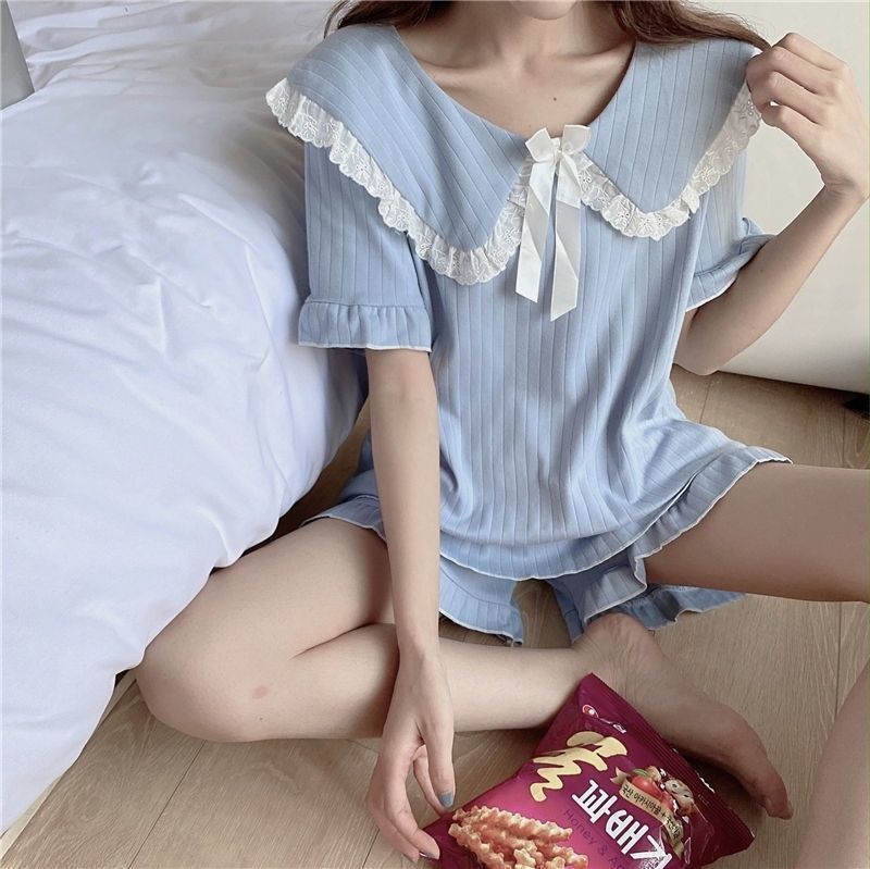 En nombre del nuevo estilo de verano dulce estilo princesa pantalones cortos finos de celebridades de Internet pijamas de cuello de muñeca de manga corta traje de servicio a domicilio para mujer