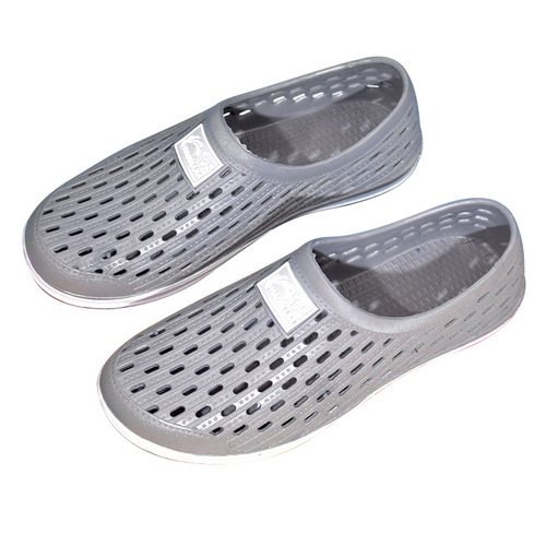 新款情侣包头洞洞鞋镂空透气防滑耐磨男士外穿休闲沙滩凉鞋女