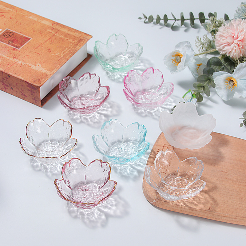 和風家庭用ピンク桜模様ガラス小皿、創作小皿、酢皿、鍋用調味料皿、つけ皿|undefined