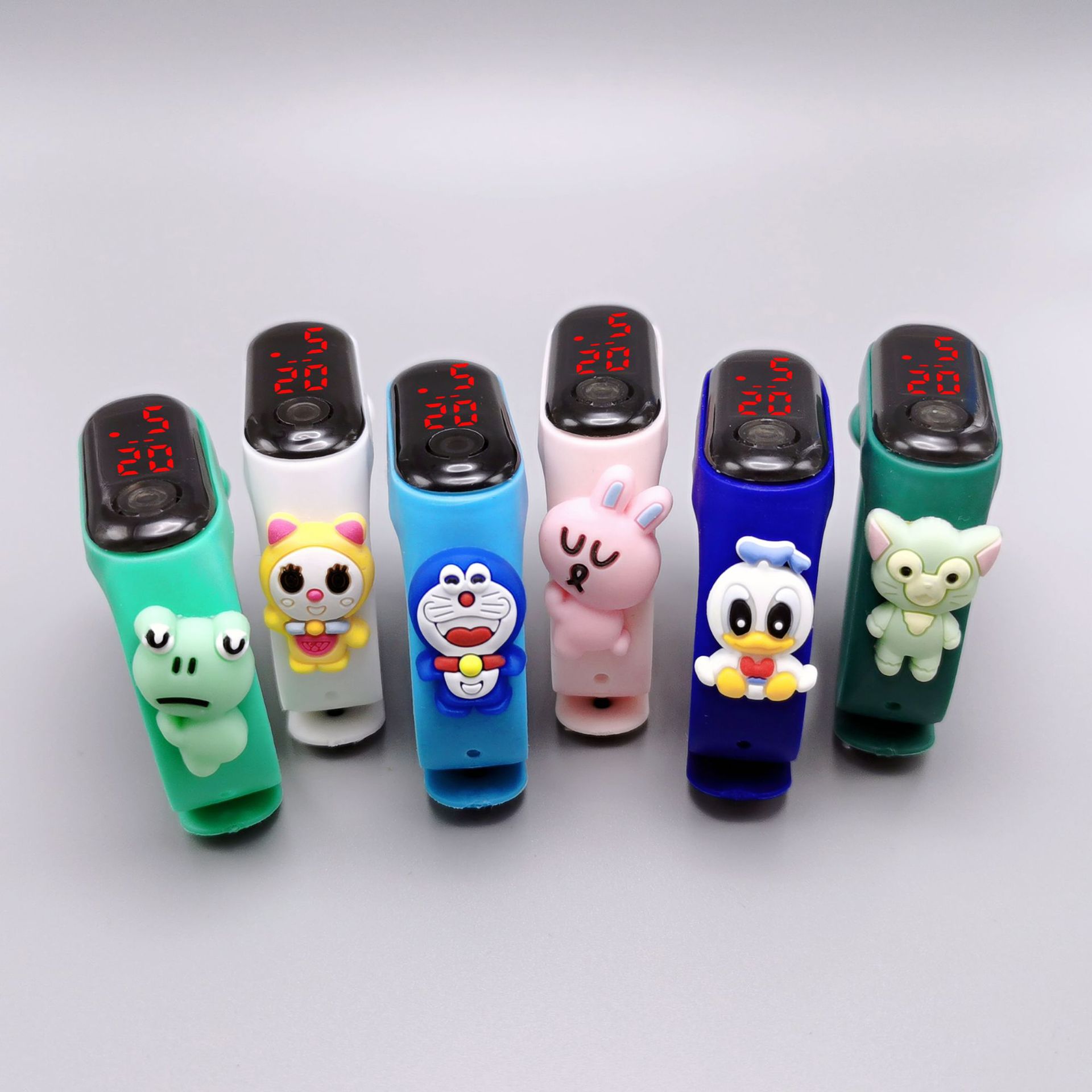 En stock al por mayor M3 reloj de muñeca de luz roja led reloj electrónico creativo estudiante plástico pulsera de dibujos animados niños reloj deportivo