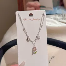 项链;耳钉;手链