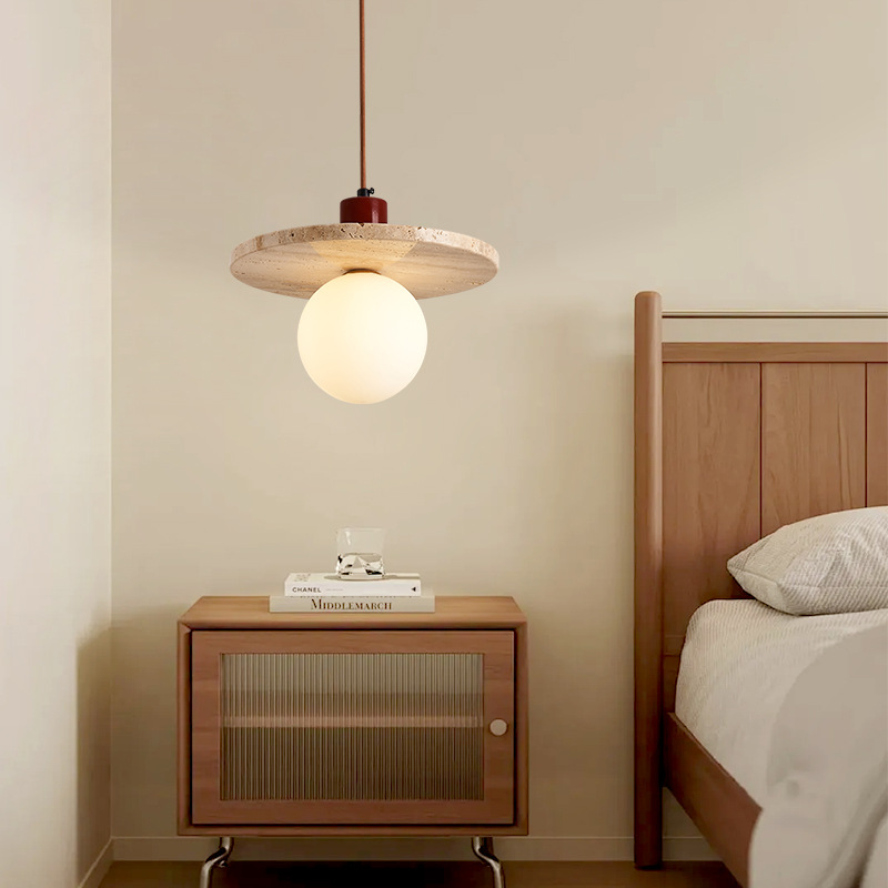 Huangtongshi Estilo japonés Wabi-Jifeng dormitorio junto a la cama candelabro estilo crema creativo B & B Retro restaurante medieval pequeño candelabro