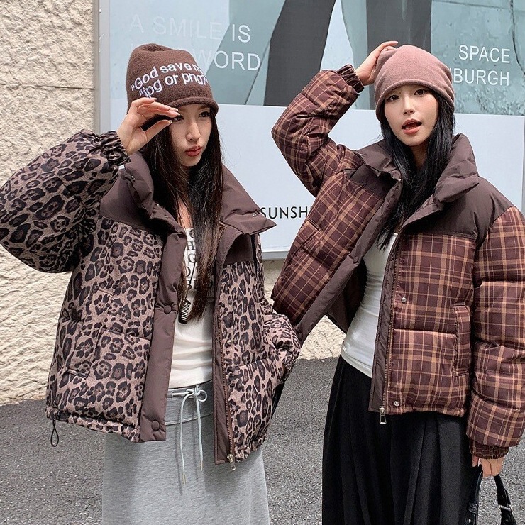New Winter Vintage Color-Block Tie-Dye Down Cotton Jacket for Women, Small Size, Stand Collar, Zipper Pockets, Casual Versatile Cotton Coat New Winter Vintage Color-Block Tie-Dye Down Cotton Jacket for Women, Small Size, Stand Collar, Zipper Pockets, Casual Versatile Cotton Coat