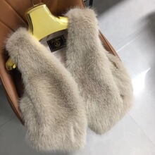V领皮草马甲秋冬显瘦保暖狐狸毛短款外套毛小个子显瘦有气质