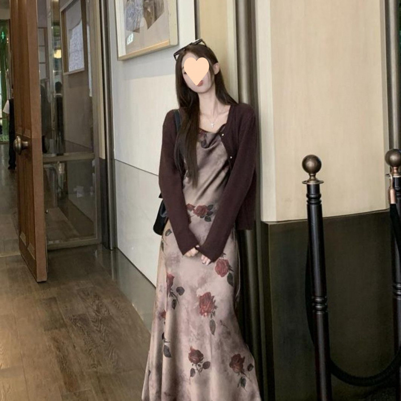 法式轻熟复古醋酸缎面碎花吊带连衣裙女慵懒风长裙毛衣两件套装秋|undefined
