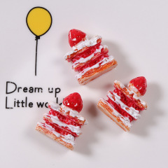 廠家 仿真日韓食玩拿破崙草莓蛋糕樹脂配件diy手機殼美容材料