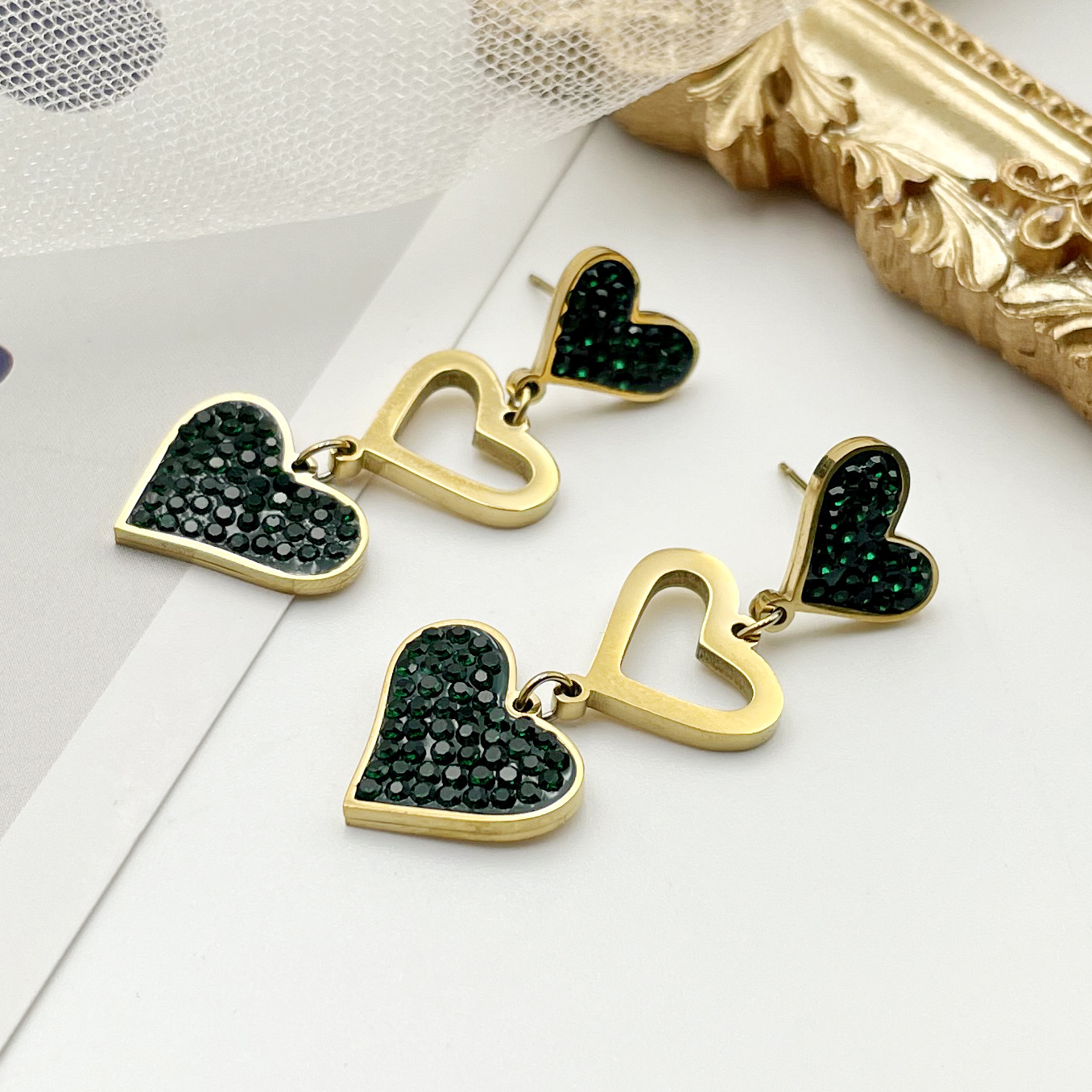 Retro Heart Shape Stainless Steel Inlay Zircon Drop Earrings 1 Pair