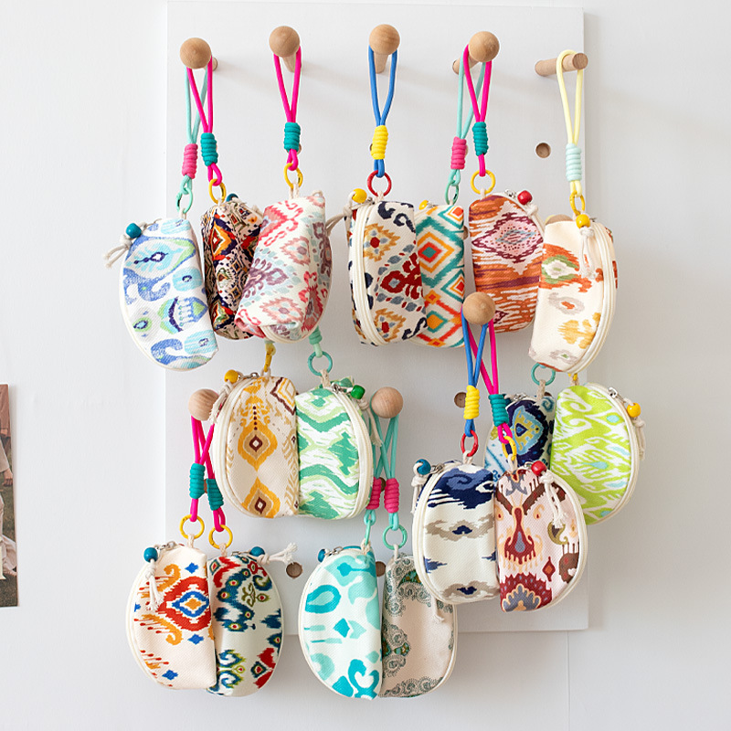 Xinjiang Ethnic Style Cultural and Creative Coin Purse Women's Niche Lightweight Portable Lipstick Sanitary Napkin Storage Key Bag