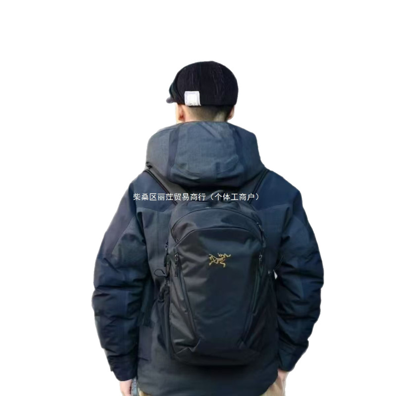 新しい PU 旅行屋外バックパック軽量ハイキング登山バッグ防水男性と女性のカジュアルバックパック大容量旅行|undefined