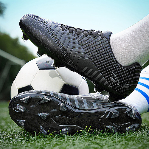 Factory New Spring Football Cleats, Long Tack Professional Competition Running Shoes, Grass Court Sports Training Shoes, Cross-Border Wholesale