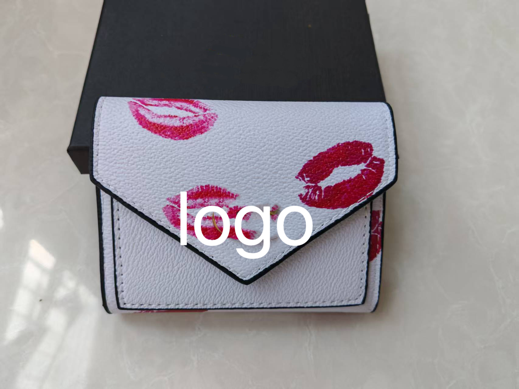 Labios blancos