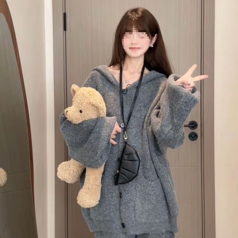 濮院毛衫厂 2025秋冬新款复古慵懒宽松连帽新款简约休闲两件套女|undefined