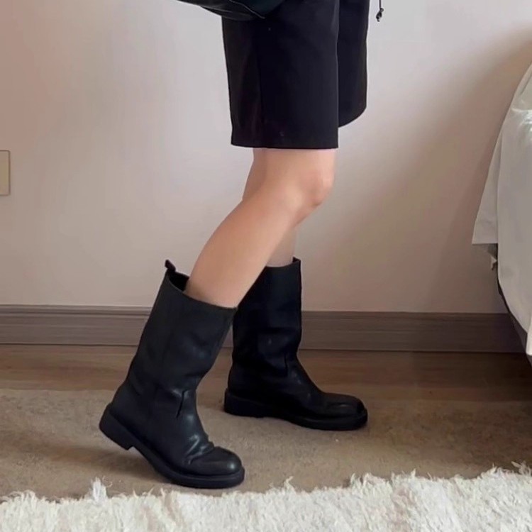 羊皮版~法式真皮黑色宽筒中筒靴女2025新款时尚感小众褶皱堆堆靴|undefined