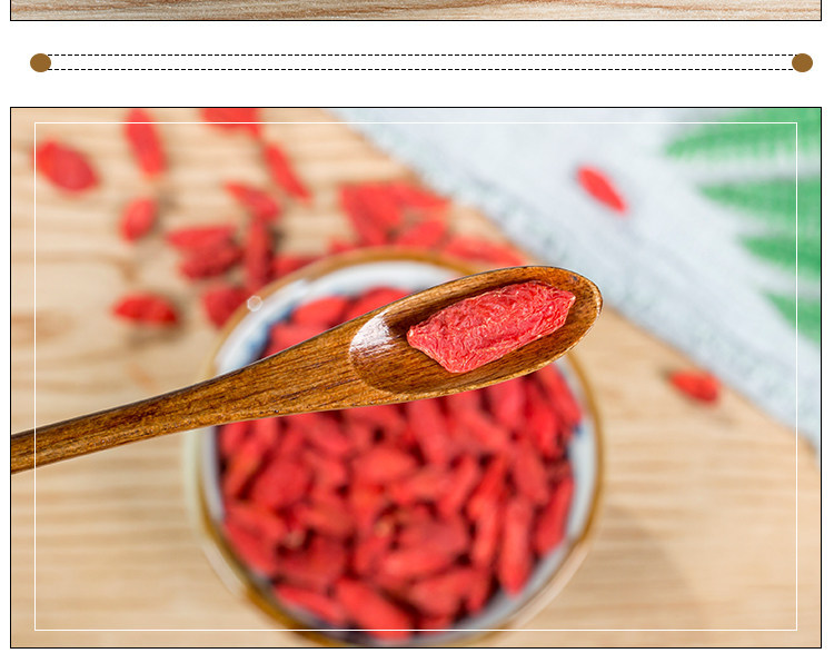 Ningxia Goji Berries Gou Qi Zi 500g Extra Large Dried Lycium Barbarum for Tea Soup and Daily Brewing in use
