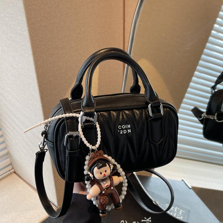 Bolso de bolos portátil de moda de hilo de bordar para mujer 2025 nuevo bolso de hombro plisado de todo fósforo de moda bolso cuadrado pequeño de sentido avanzado