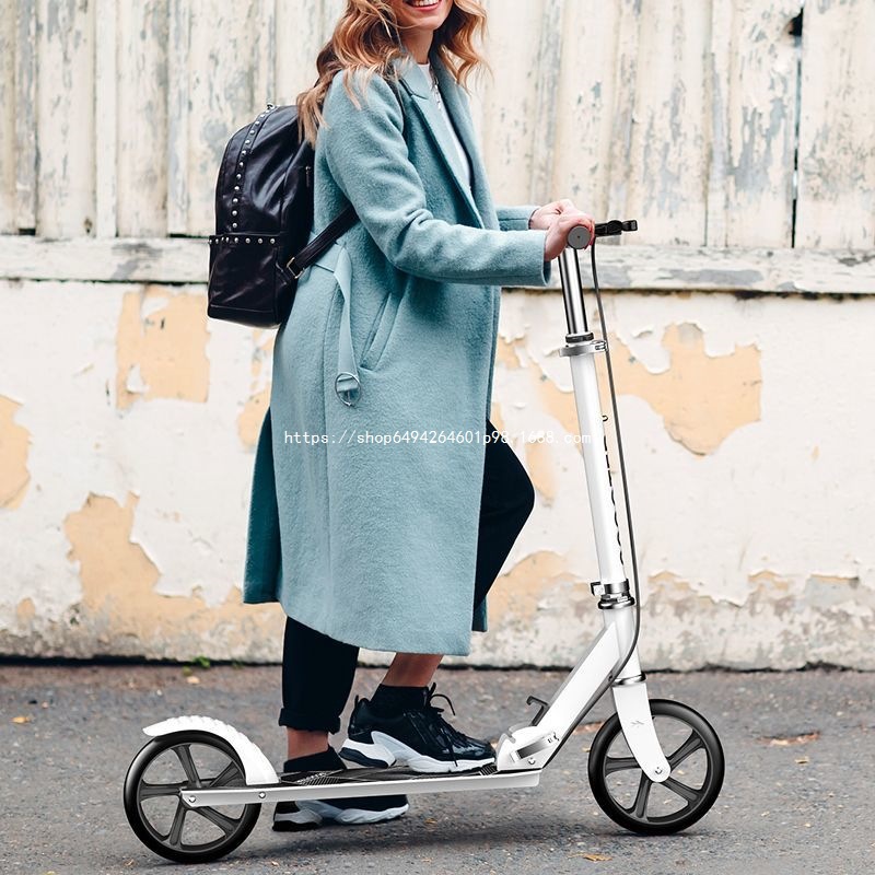 Adult Scooter Two-wheeled Teenager Learning Campus Folding Scooter Urban Commuting Two-wheeled Single-legded Scooter