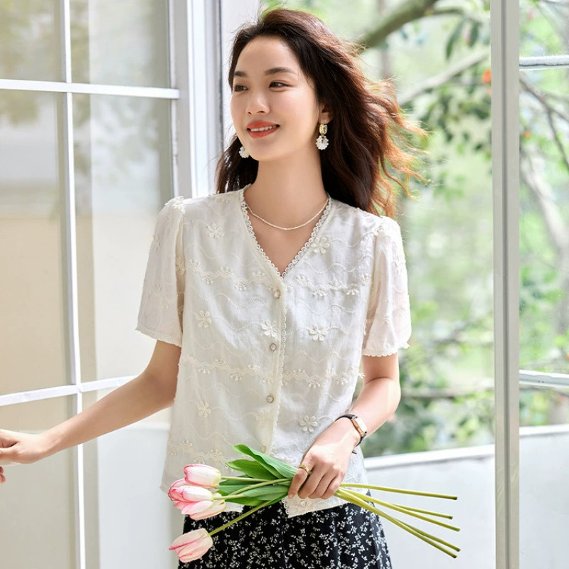 французская кружевная вышитая рубашка с v-образным вырезом для женщин, летняя элитная маленькая рубашка для женщин, модный и шикарный короткий топ