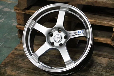 Yilan Wheel Hub Turning 151617 Hub