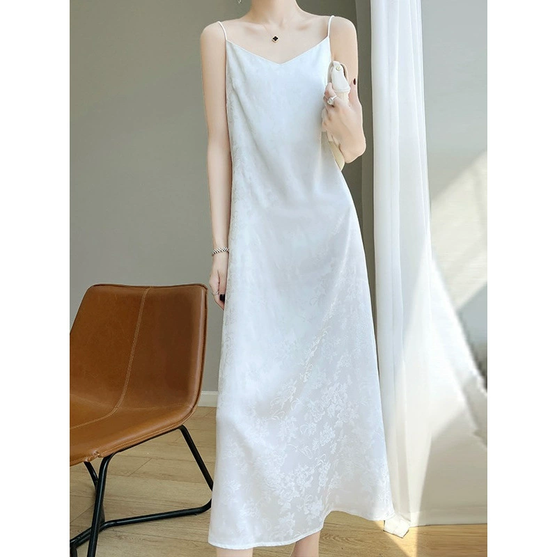 Летнее колье 2025 года в стиле барокко из титановой стали с жемчугом, французский ретро-стиль, для женщин, простое и элегантное, цепочка на ключицу.