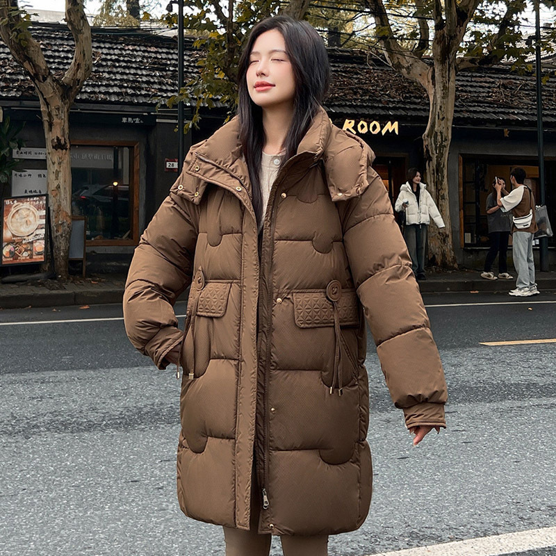 Algodón de pluma para mujeres 2025, nueva moda de algodón para mujeres de invierno coreana suelta chaqueta de algodón con capuz, abrigo grueso