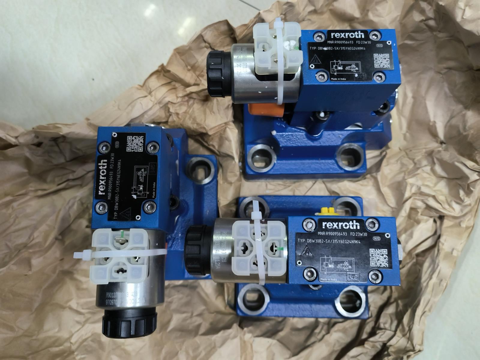 DBW30B2-5X 315Y6EG24N9K4  力士乐溢流阀