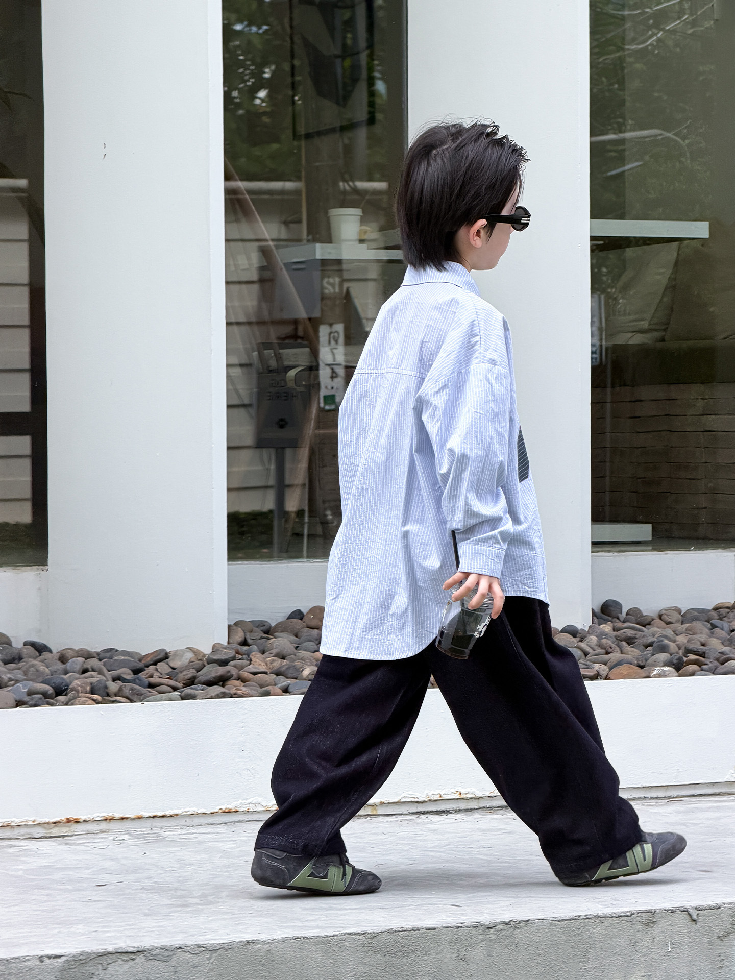 Camisas de primavera para niños Camisas rayadas para niños 2026 primavera y otoño nueva chaqueta suelta casual abrigo delgado moda